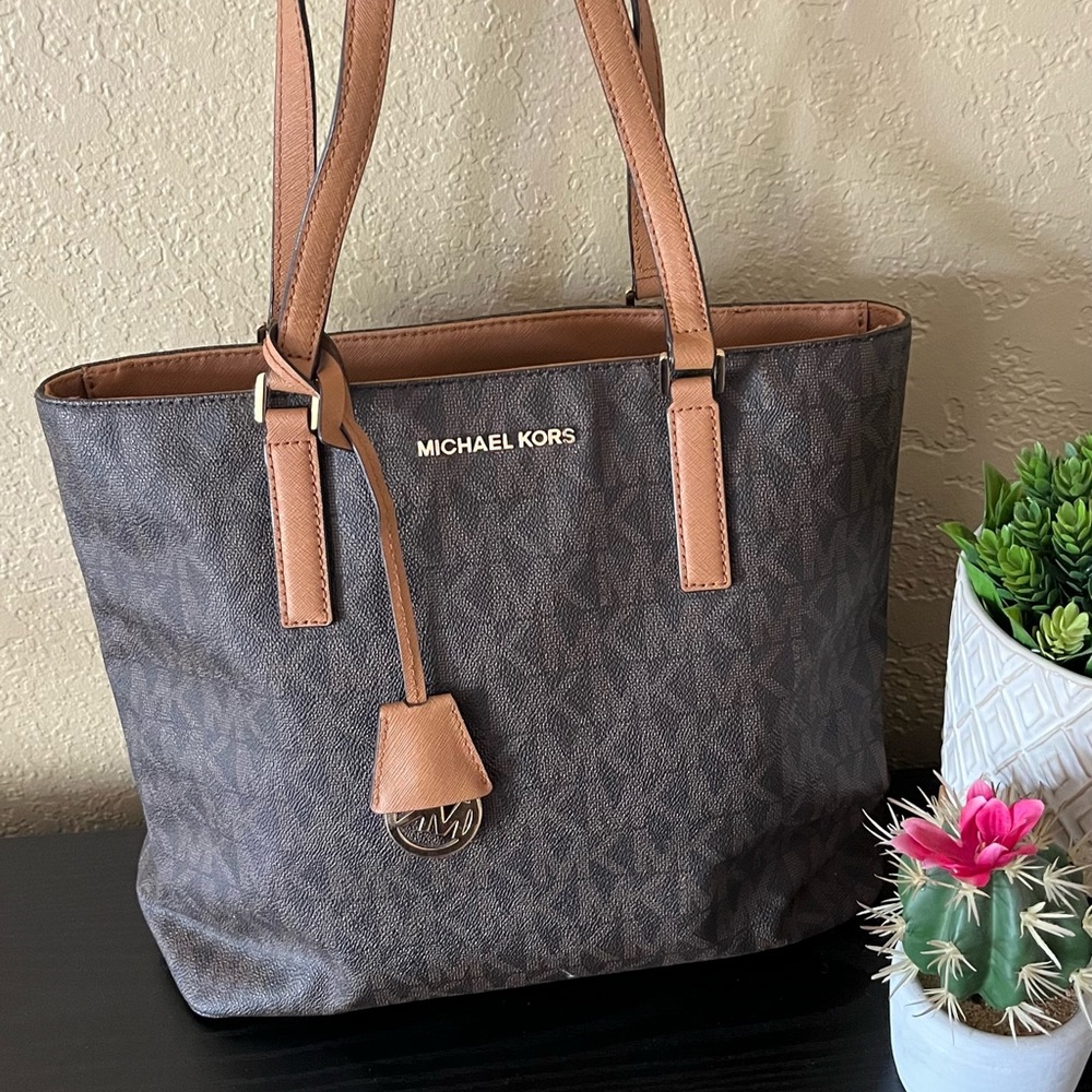 Michael Kors Brown leather bag